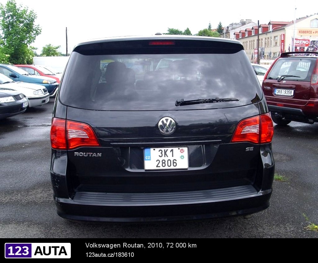 Volkswagen Routan, 2010 - pohled č. 6