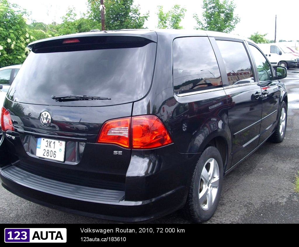Volkswagen Routan, 2010 - pohled č. 7