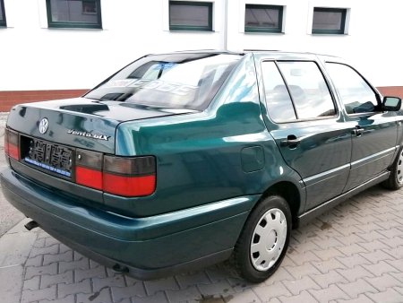 Volkswagen Vento, 1997 - pohled č. 4